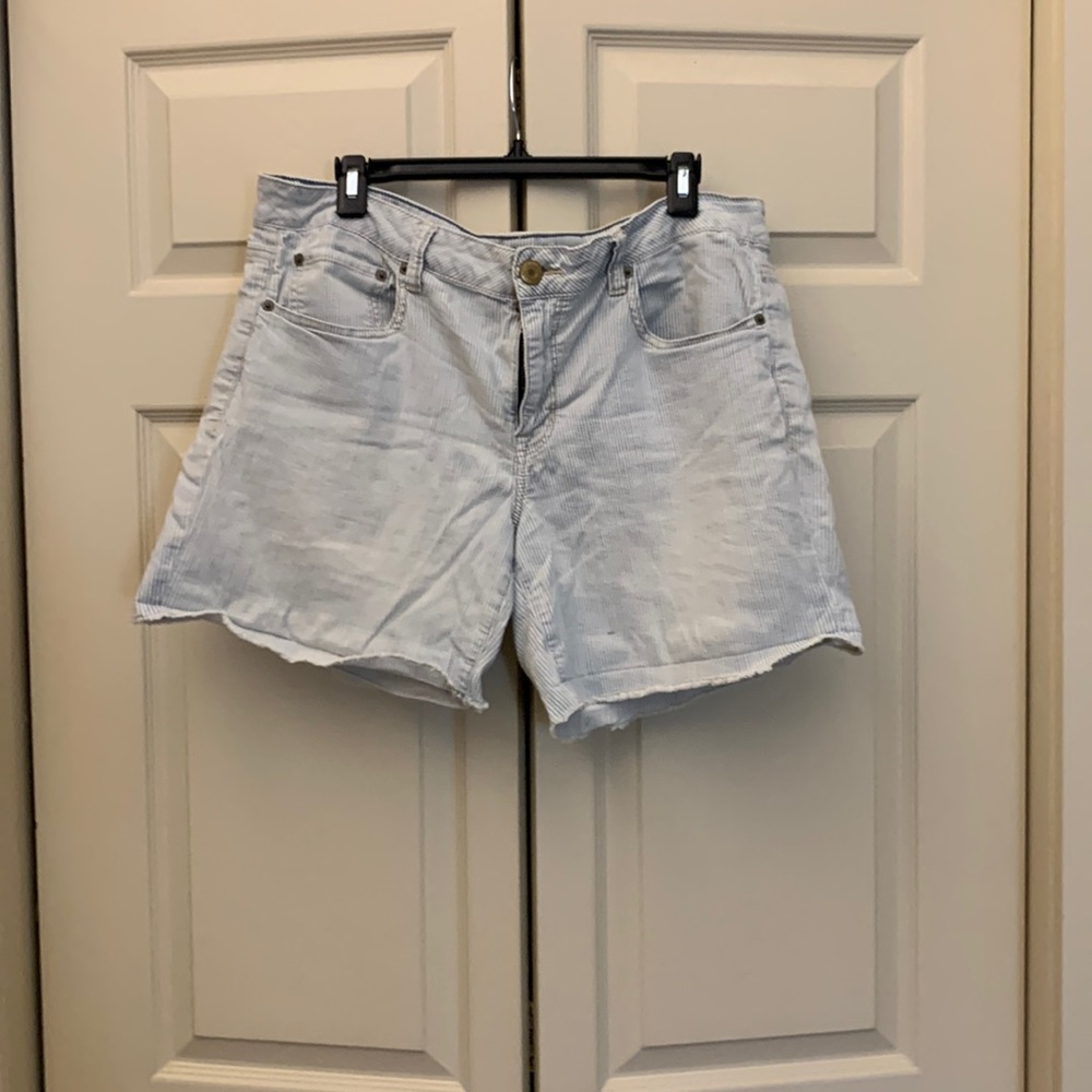 Vintage AE striped shorts SZ 14 lightweight with stretch